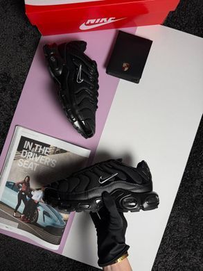 Nike Air Max Plus Black