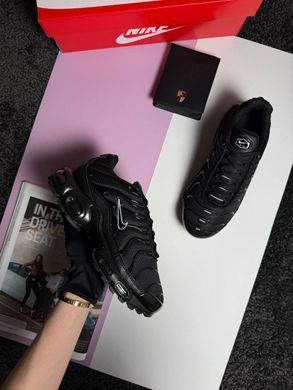 Nike Air Max Plus Black