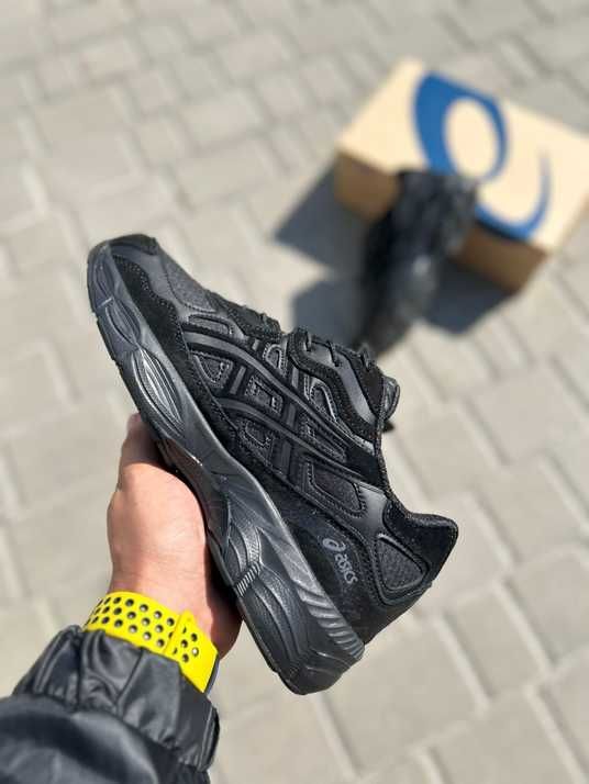 Asics Gel NYC Triple Black