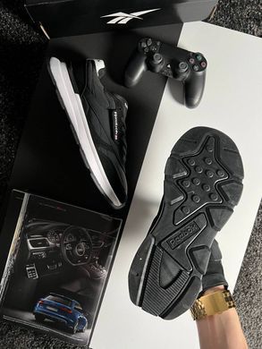 Reebok Classic Black White