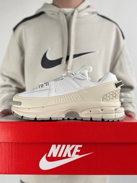 Nike Zoom Vomero Roam Beige White