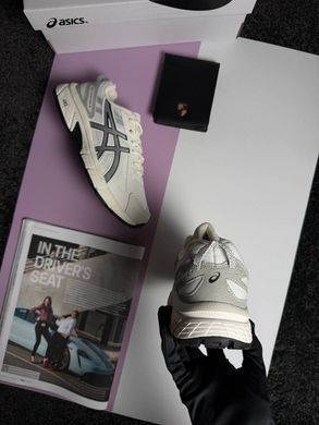 ASICS Gel-Venture 6 Beige Metallic