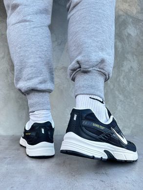 Nike Initiator Black White