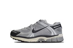 Nike Vomero 5  Gray