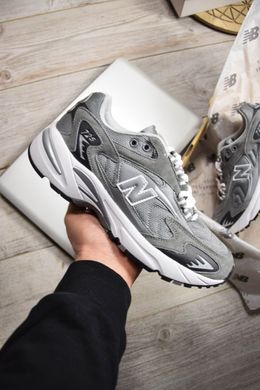 New Balance 725 Gray Silver