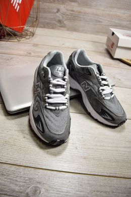 New Balance 725 Gray Silver