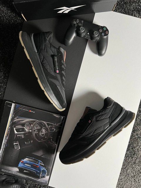 Reebok Classic Black Brown