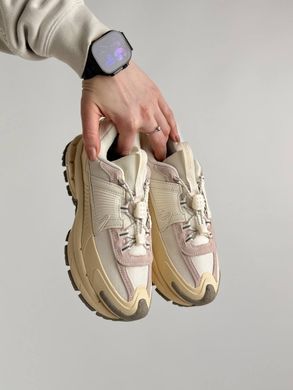 Nike Zoom Vomero Roam Beige