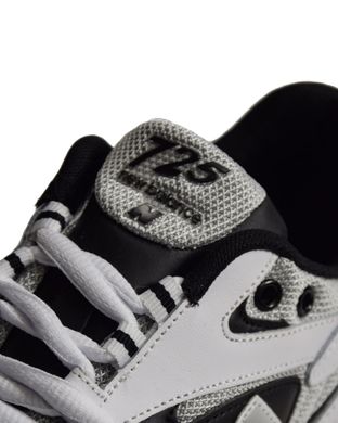 New Balance 725 White Black