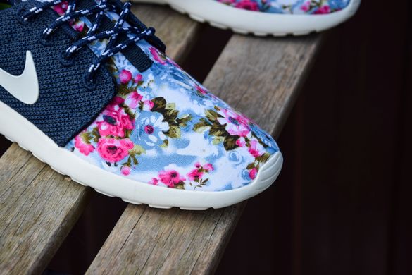 Nike Roshe Run Navy & Flower