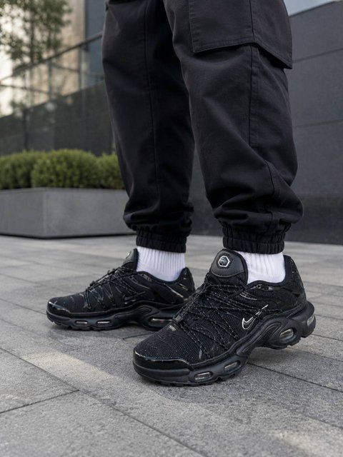 Nike Air Max TN Plus Black White logo