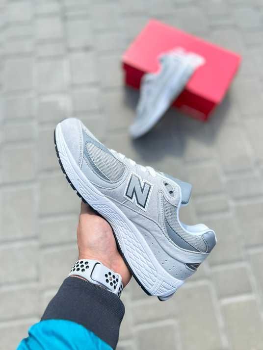 New Balance 2002R Light Gray