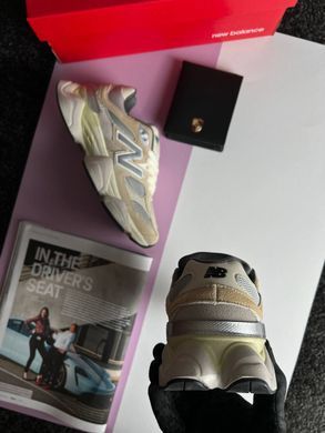 New Balance 9060 Beige