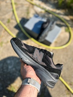 New Balance 2010 Black Gray