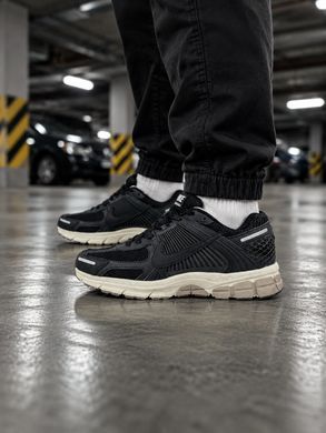 Nike Vomero 5 Black White