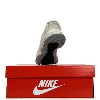 Nike Zoom Vomero Roam Beige White