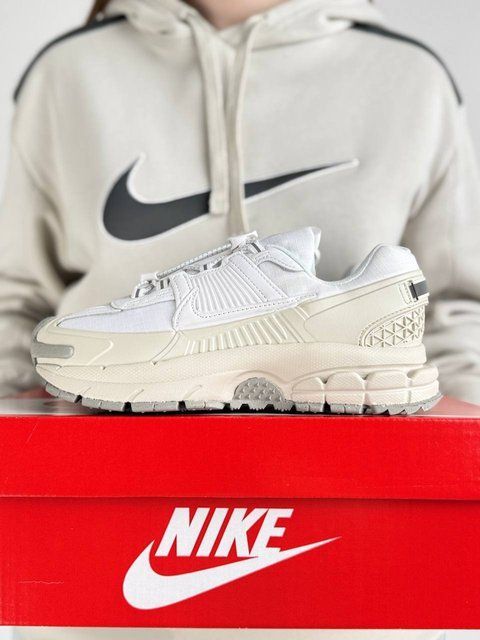 Nike Zoom Vomero Roam Beige White