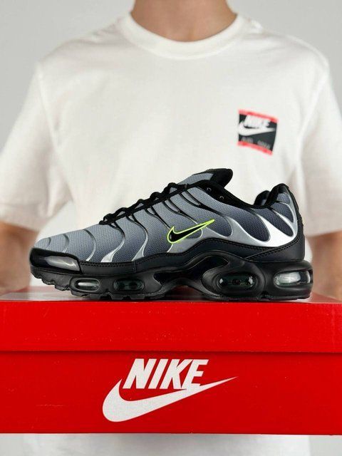 Nike Air Max Plus Tn Black Grey Silver