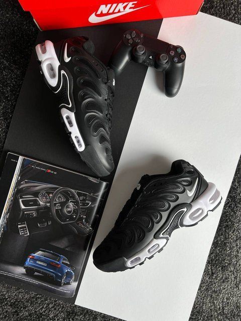 Nike Air Max Plus Drift S Black White