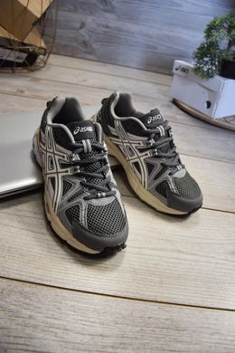 Asics Gel Kahana 8  Gray