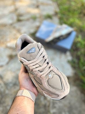 New Balance 9060 Cordura Beige