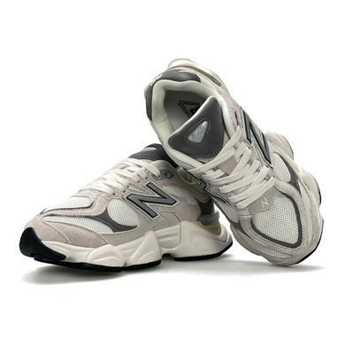 New Balance 9060 Light Grey